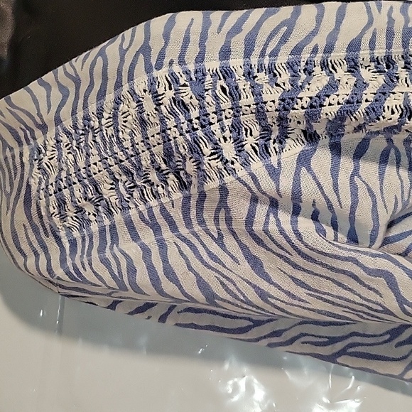 Chico's Zebra Print Open Front Cardigan Textured Trim Lightweight Slinky - Picture 3 of 7